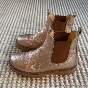 Angulus Kids Metallic Rose Gold Chelsea Boots